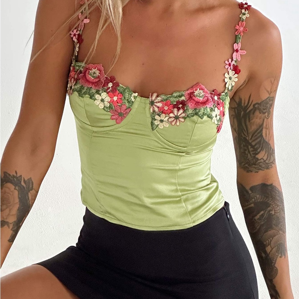 NWT Princess Polly Floral Embroidered Green Top (ENCHANTE TO MEET YOU TOP GREEN)